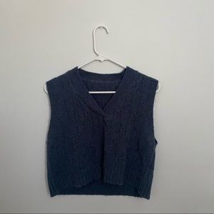 Knit Sweater vest